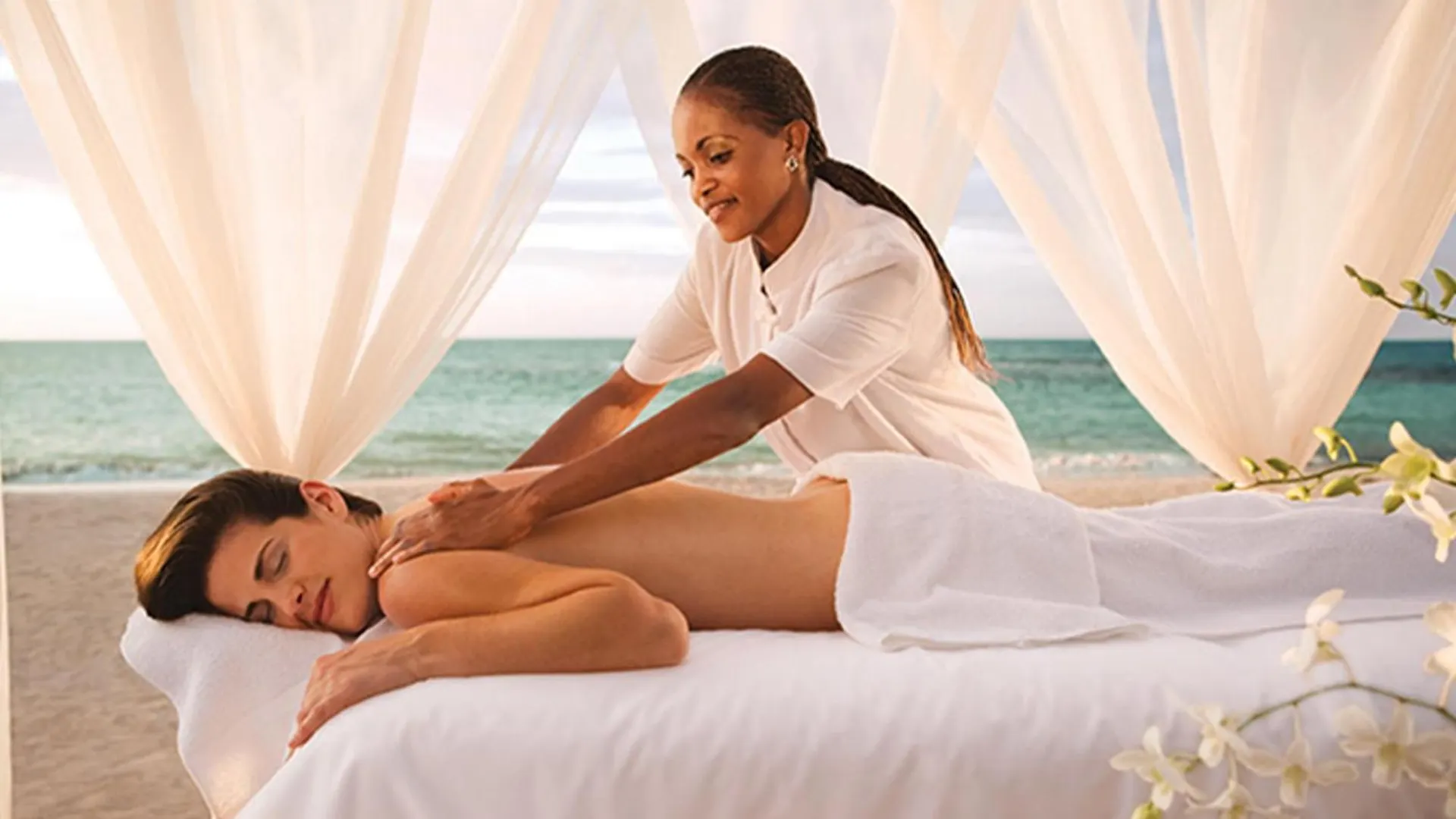 *** Отель Rooms On The Beach Негрил Ямайка